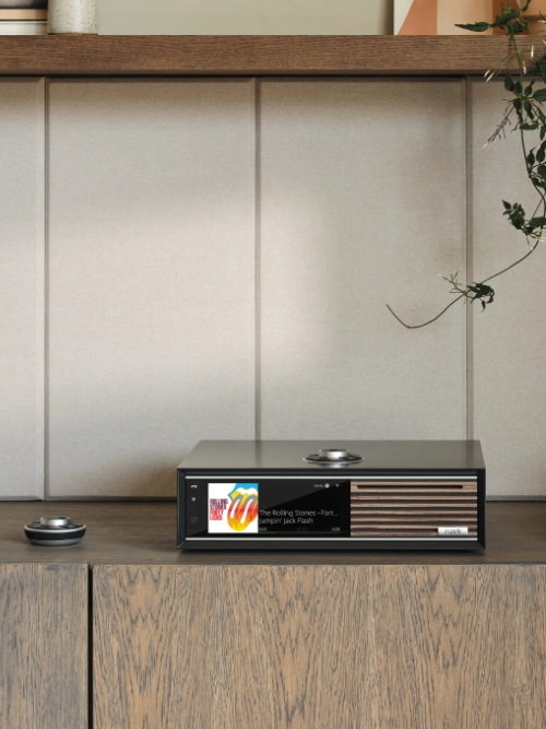 ruark r710 charcoal 01
